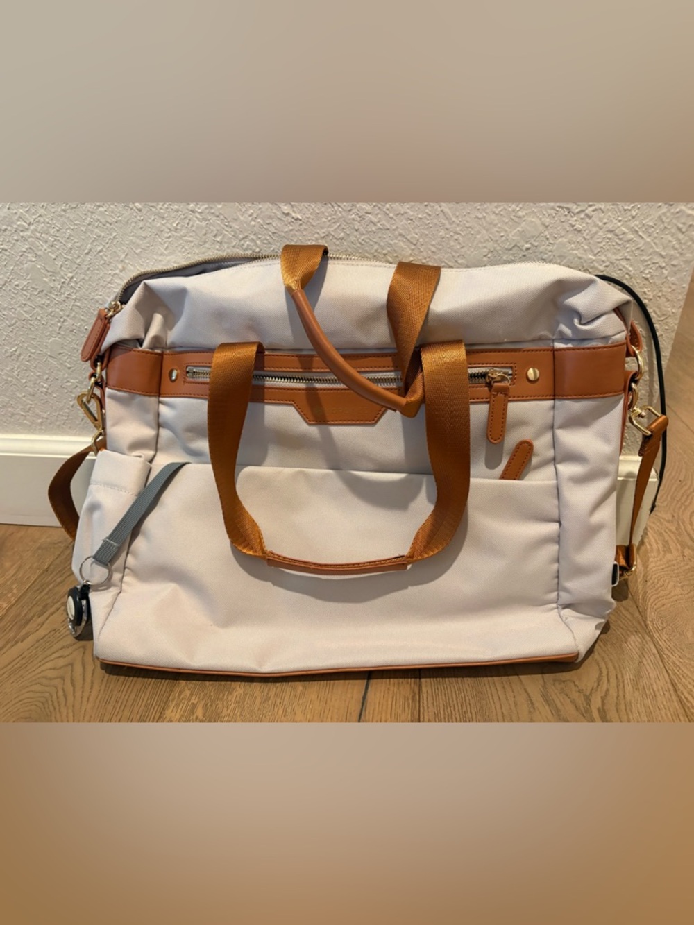 Nordace Hinz Tote Bag in Beige with Tan Trim - Picture 4 of 7